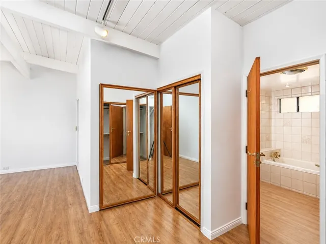 1300 Paseo Redondo, Burbank, California 91501