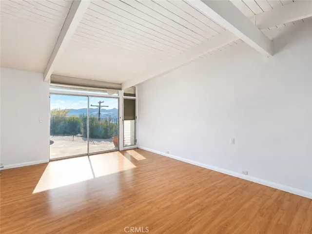 1300 Paseo Redondo, Burbank, California 91501