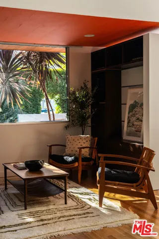 1076 Palms Boulevard, Venice, California 90291