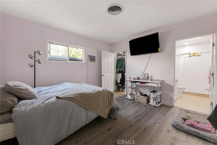 5790 Bucknell Avenue, North Hollywood, California 91607