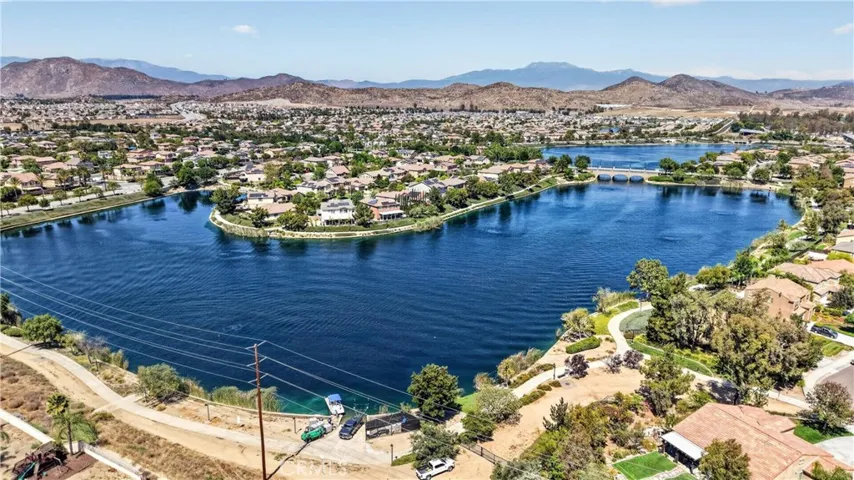 29113 Fall River, Menifee, California 92584