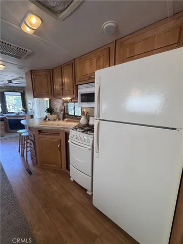 2296 Big Bear Lane, Paso Robles, California 93446