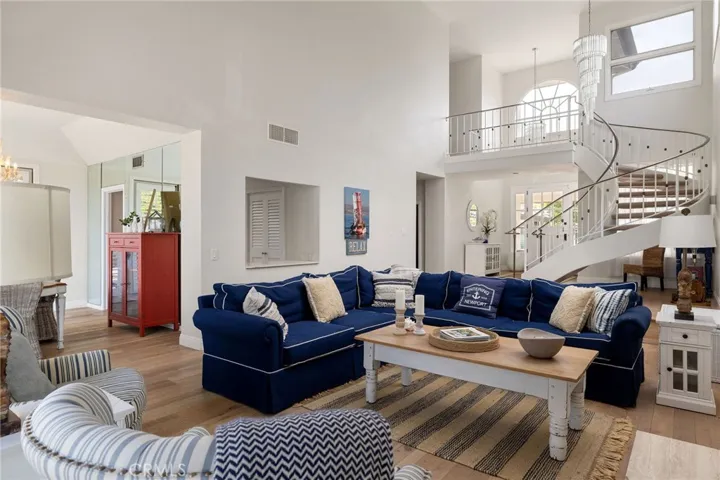 27 Los Monteros Drive, Dana Point, California 92629