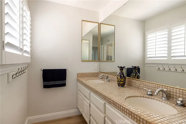 27 Los Monteros Drive, Dana Point, California 92629