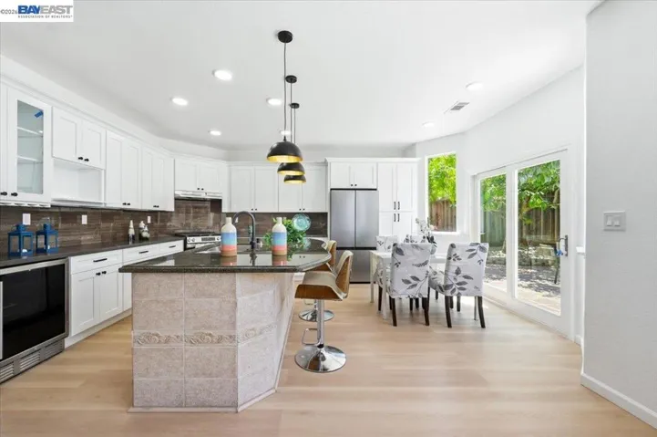 112 Ridgepoint Ct, Hercules, California 94547