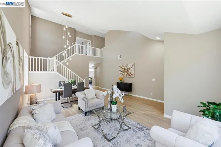 112 Ridgepoint Ct, Hercules, California 94547