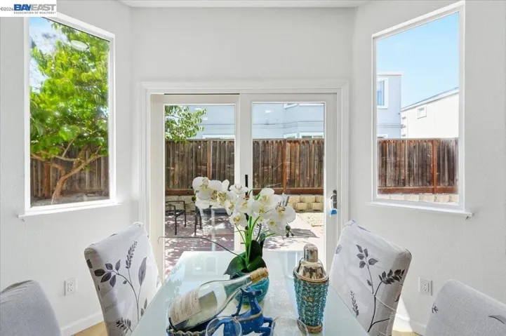 112 Ridgepoint Ct, Hercules, California 94547