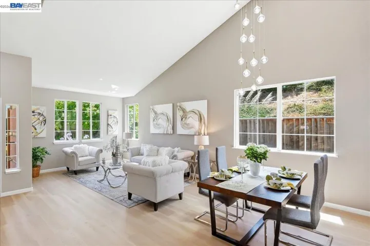 112 Ridgepoint Ct, Hercules, California 94547