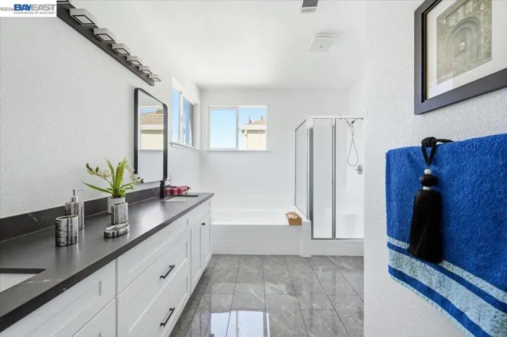112 Ridgepoint Ct, Hercules, California 94547