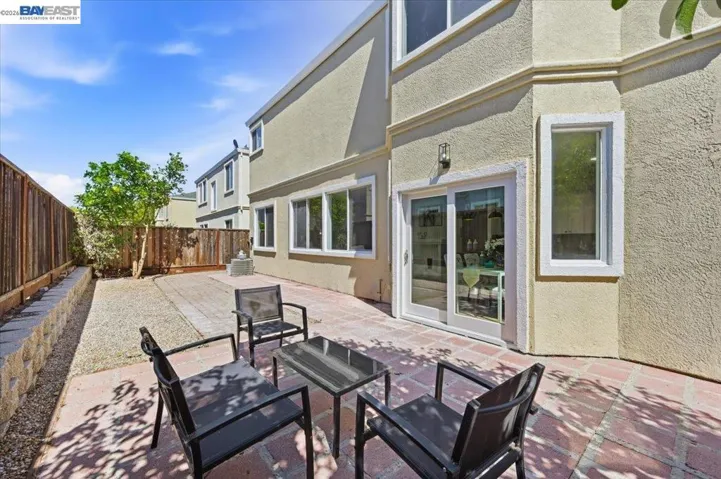 112 Ridgepoint Ct, Hercules, California 94547