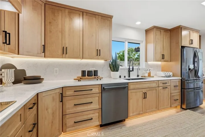 1040 Capistrano Court, San Luis Obispo, California 93405