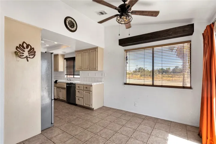 10521 3rd, Hesperia, California 92345