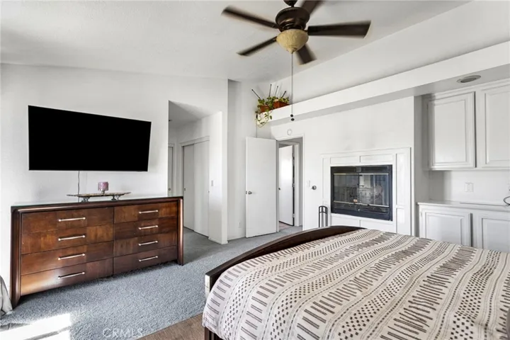 10521 3rd, Hesperia, California 92345