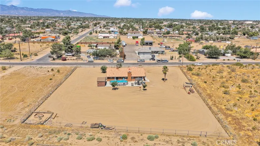 10521 3rd, Hesperia, California 92345