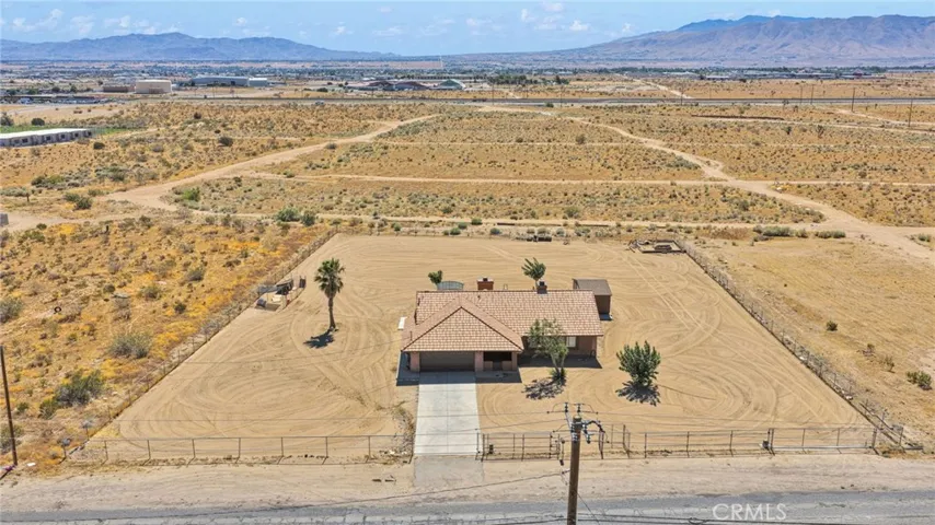 10521 3rd, Hesperia, California 92345