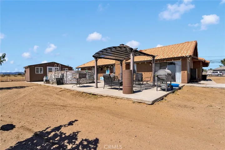 10521 3rd, Hesperia, California 92345