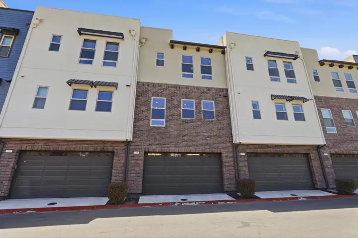 1709 Ironwood Lane, Milpitas, California 95035