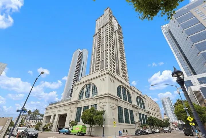 700 W E Street 801, San Diego, California 92101