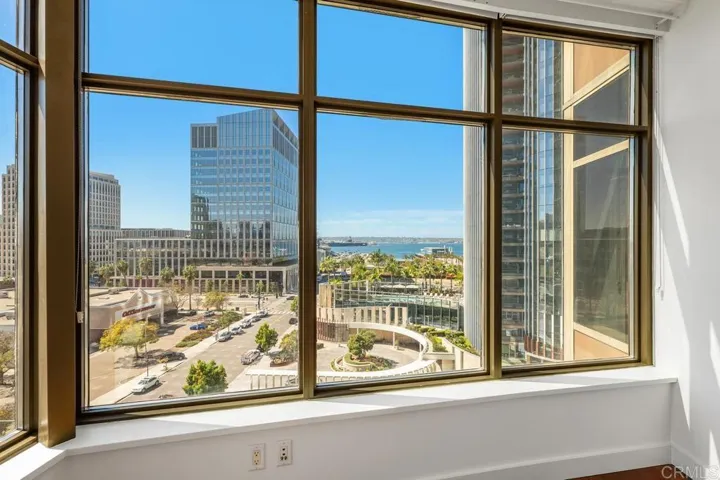 700 W E Street 801, San Diego, California 92101