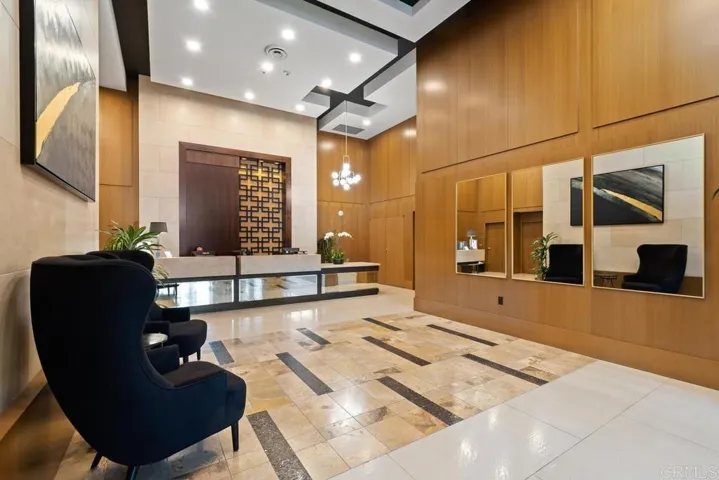 700 W E Street 801, San Diego, California 92101