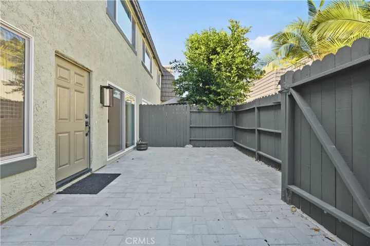 1651 Iowa Street C, Costa Mesa, California 92626