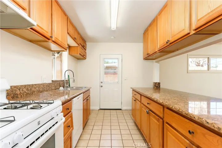 38939 Ocotillo Drive, Palmdale, California 93551