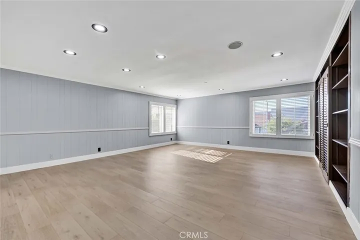 9882 Kings Canyon Drive, Huntington Beach, California 92646