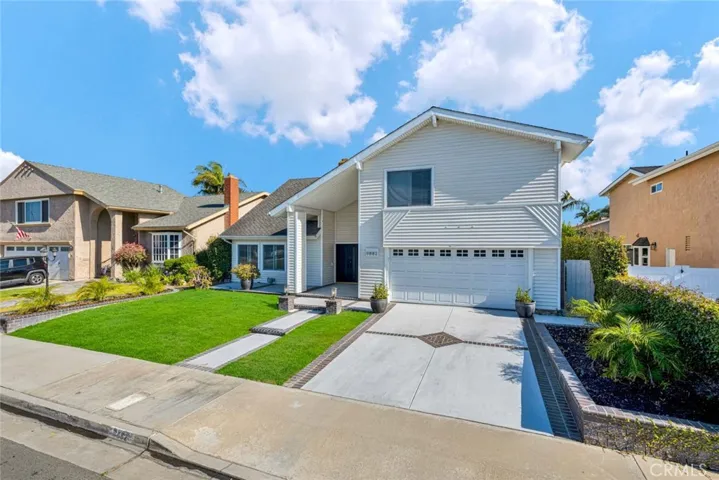 9882 Kings Canyon Drive, Huntington Beach, California 92646