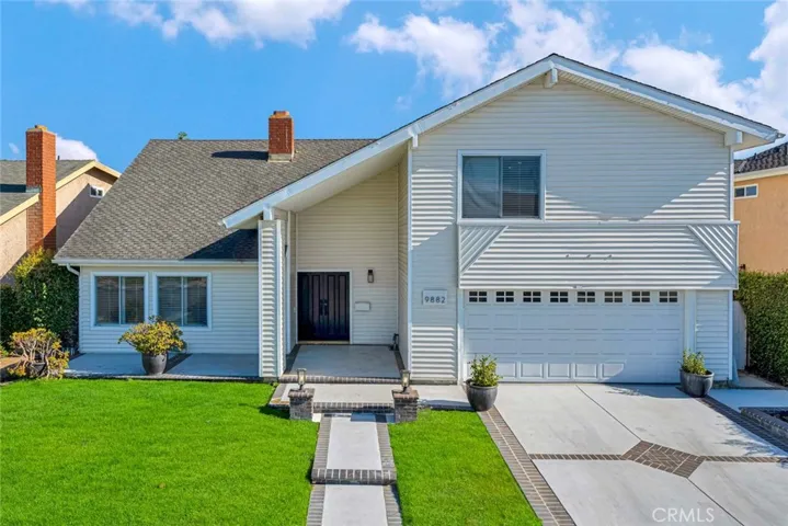 9882 Kings Canyon Drive, Huntington Beach, California 92646