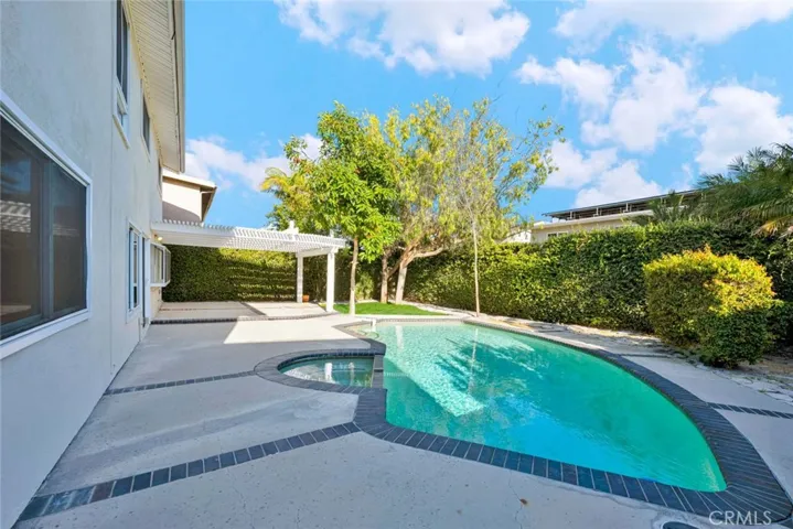 9882 Kings Canyon Drive, Huntington Beach, California 92646