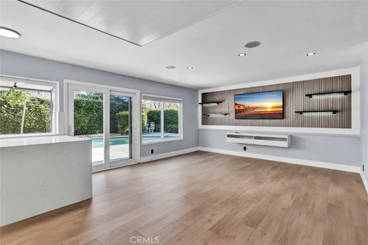 9882 Kings Canyon Drive, Huntington Beach, California 92646