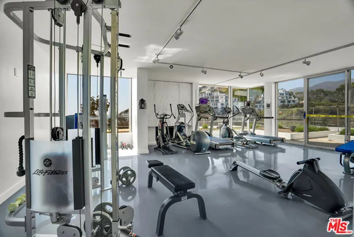 17352 W Sunset Boulevard 606, Pacific Palisades, California 90272