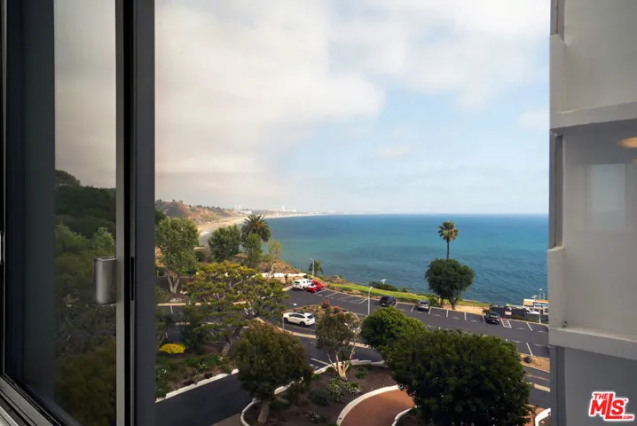 17352 W Sunset Boulevard 606, Pacific Palisades, California 90272