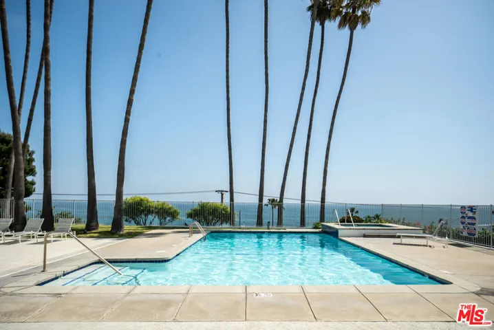 17352 W Sunset Boulevard 606, Pacific Palisades, California 90272