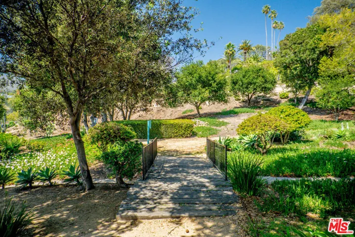 17352 W Sunset Boulevard 606, Pacific Palisades, California 90272