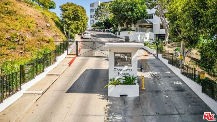 17352 W Sunset Boulevard 606, Pacific Palisades, California 90272