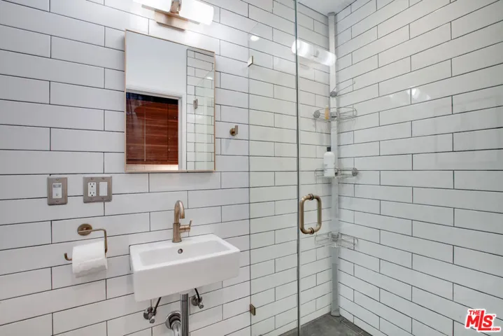 backdoor 3/4 bathroom