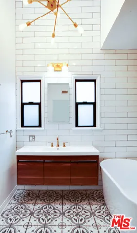 malibu tiles sep tub
