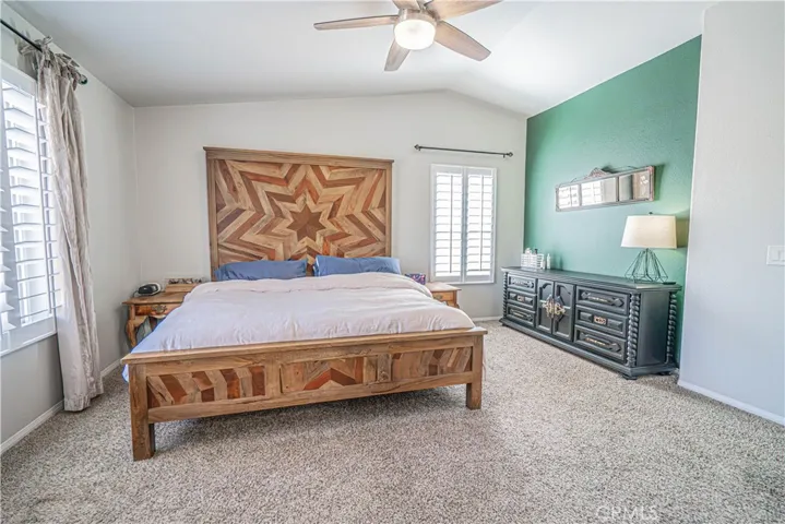28235 Springvale Lane, Castaic, California 91384
