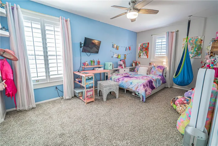 28235 Springvale Lane, Castaic, California 91384
