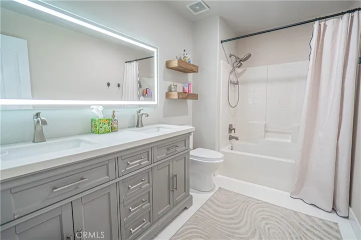 28235 Springvale Lane, Castaic, California 91384