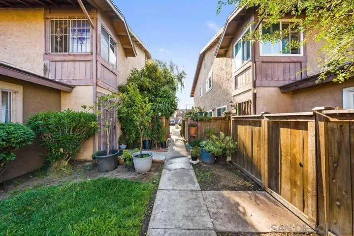 1302 W San Ysidro Unit C, San Ysidro, California 92173