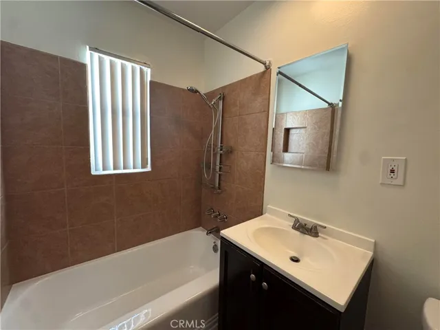 1138 Western Avenue D, Glendale, California 91201
