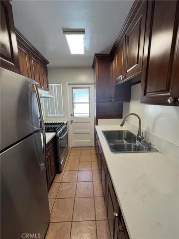 1138 Western Avenue D, Glendale, California 91201