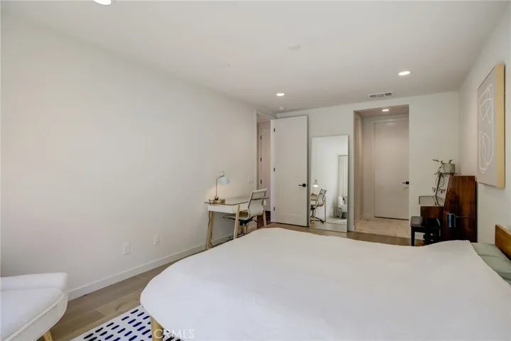 1st Floor - Mother In Law Quarter / Studio / 2nd Primary Bedroom