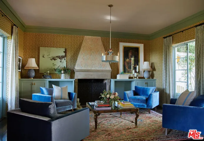 7475 Hillside Avenue, Los Angeles, California 90046