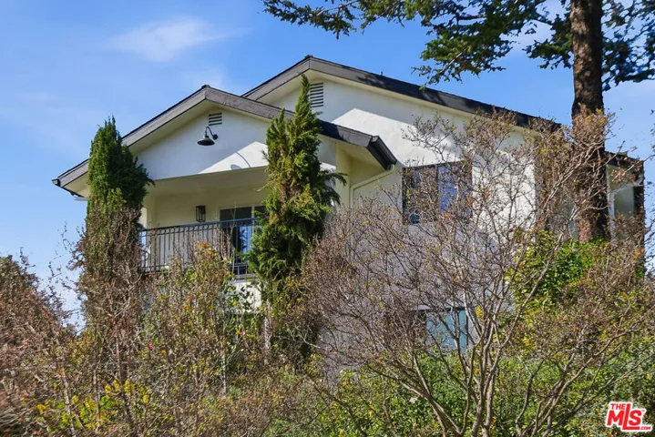 1301 Angelus Avenue, Los Angeles, California 90026