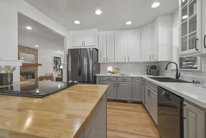 18143 Gloria Court, Los Gatos, California 95033