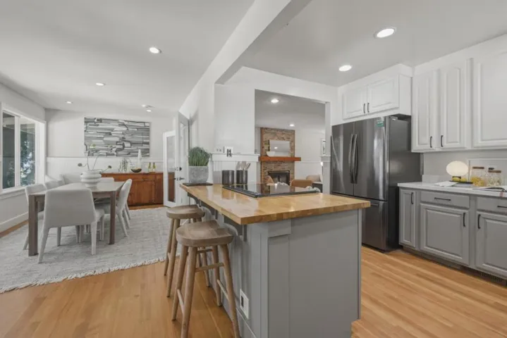 18143 Gloria Court, Los Gatos, California 95033