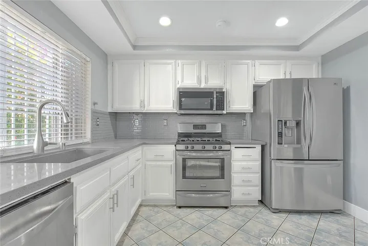 30279 Silver Ridge Court, Temecula, California 92591